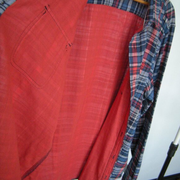 Levis Men's XXL Modern Fit Plaid Shirt Lined In Red - Summer Weight Blue and Red - Picture 3 of 10